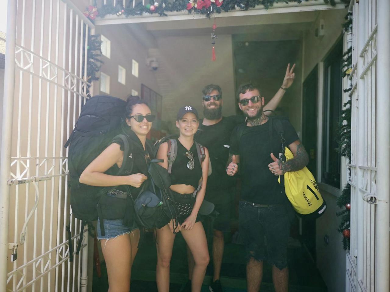 Jdl Residences Hostel Легазпи Екстериор снимка